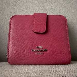 Coach Wallet, vintage leather, bright pink, very good condition